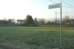 via R.schuman costruiamo anche qua!!
